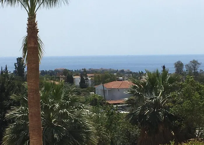 Paradise B102 アパート ペイヤ