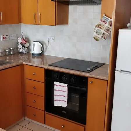 Paradise B102 Apartment *